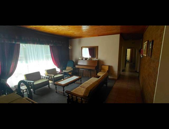 4 BEDROOM HOUSE FOR SALE IN UNIVERSITAS RIDGE